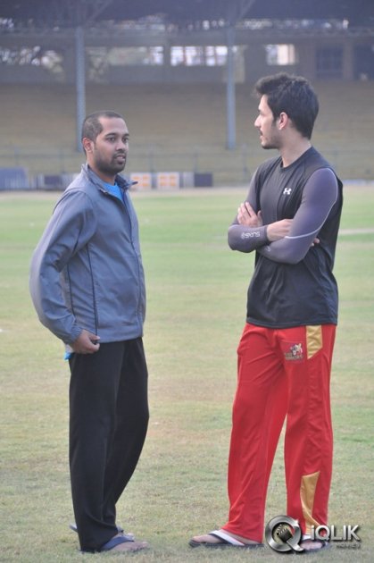 CCL-4-Telugu-Warriors-Match-Practice-and-Press-Meet